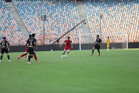 "ألفاظ ومشادات".. "يلا كورة" يكشف كواليس أزمة لاعبي فاركو بعد التعادل مع مودرن سبورت